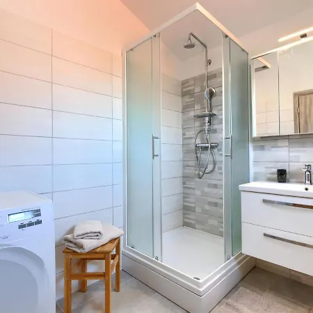Holiday home Danijela By Interhome Liznjan